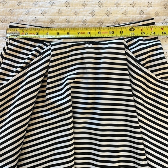 Black and White Striped Skirt - Picture 6 of 7